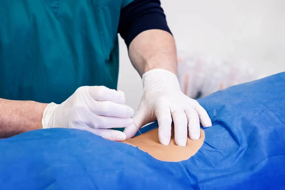 Pourquoi une augmentation de la douleur après une infiltration de cortisone ?